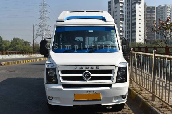 More Than Just a Ride: Why the Driver Can Make or Break Your Tempo Traveller Experience